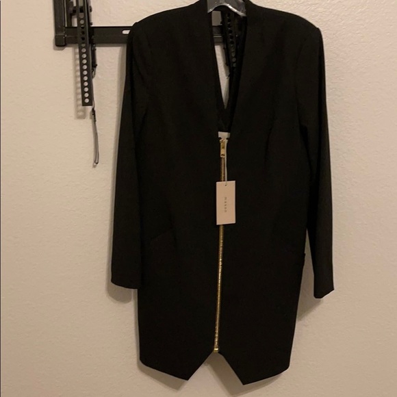 michelle mason Dresses & Skirts - A dress